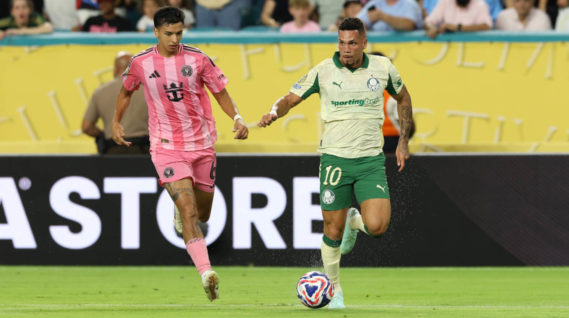 Paulinho atuou 36 minutos contra o Inter Miami, no Super Mundial de Clubes 2025.