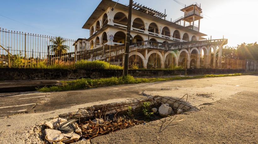 Fortaleza, CE, BR 23.06.25 Buracos na Av. João Pessoa causam transtornos no trânsito  (Fco Fontenele/O POVO)