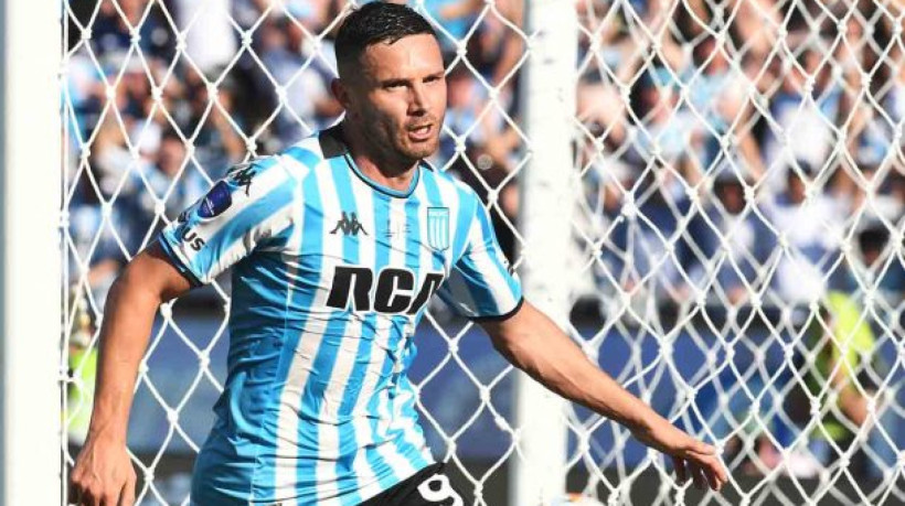 Possível saída de Adrián Martínez já gera irritação do lado racinguista