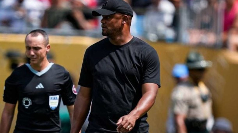 Técnico belga poupou metade dos titulares e perdeu a primeira posição do Grupo C do Mundial de Clubes