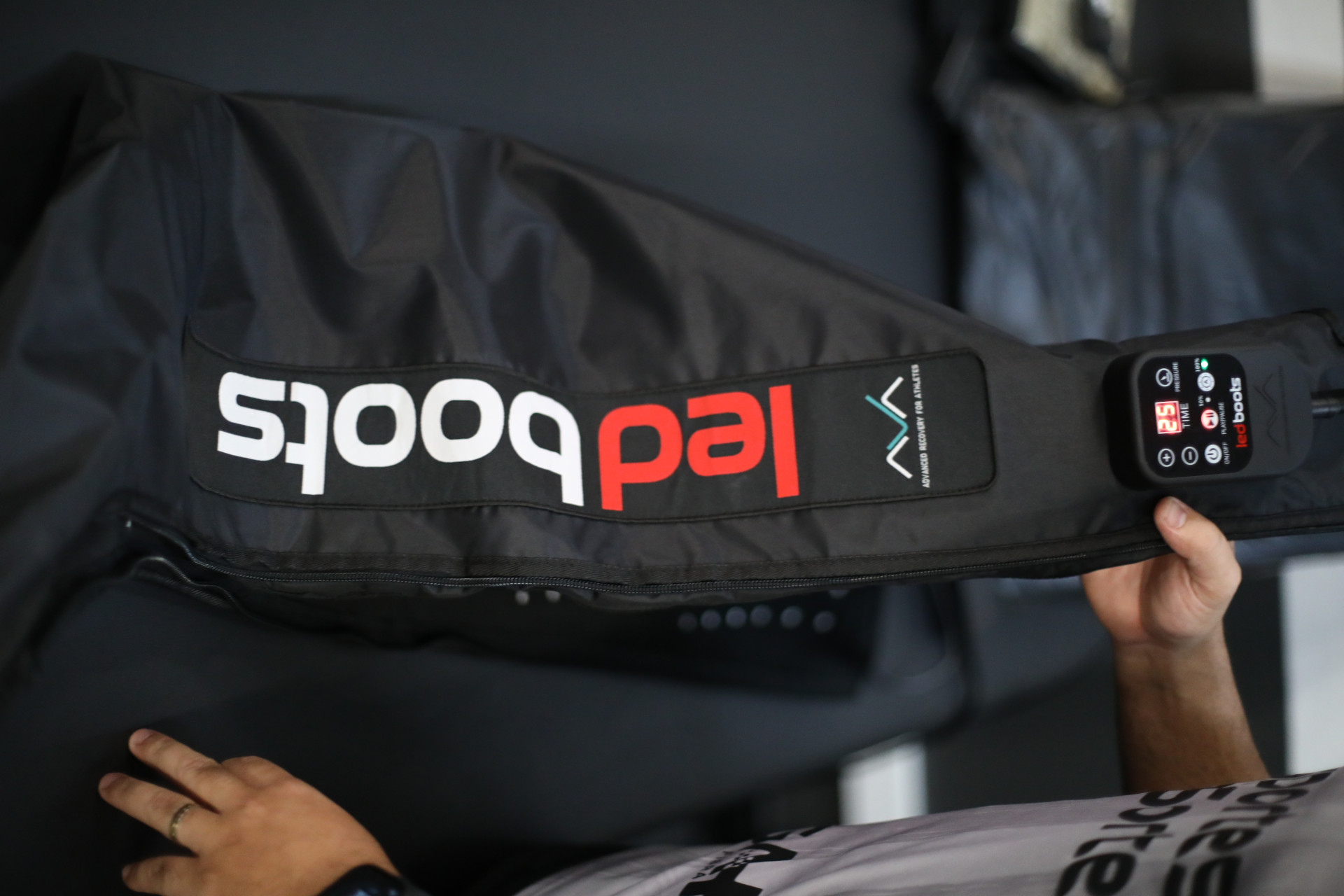 FORTALEZA-CE, BRASIL, 24.06.2025: Equipamentos de tratamento de reabilitação do Ceará.. André Martins, chefe do departamento médico do Ceará.  (Fotos: Fabio Lima)