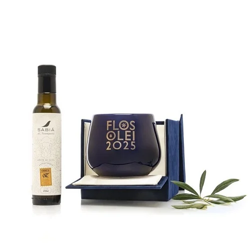 O prêmio do Flos Olei, guia internacional respeitado, foi considerado uma coroação pelo casal.