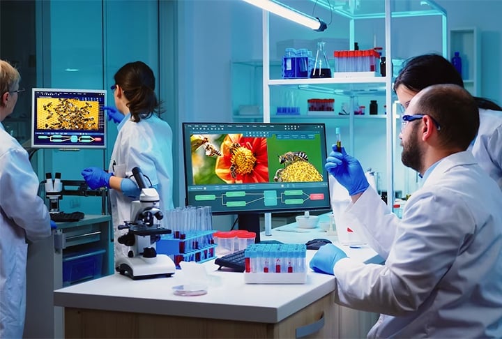 “Podemos encontrar compostos ainda mais eficazes no veneno de algum outro animal, ou criar versões sintéticas que ataquem doenças por novos ângulos”, ressaltou o professor Kini. 
