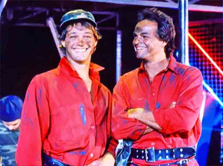 Ela era exibida em episódios de 45 minutos de duração. Com o enorme sucesso, os protagonistas, em 1989, Juba e Lula voltaram à programação da Rede Globo com um spin-off.