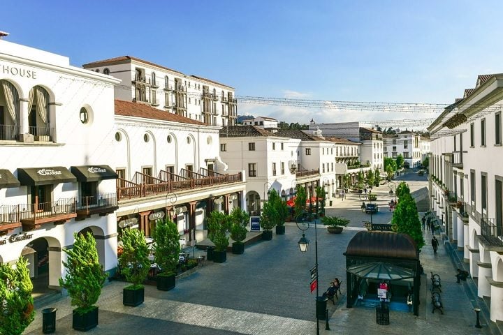 As obras iniciaram em 2010 e avançam em fases. Até agora, foram concluídos cinco bairros particulares, seguindo a proposta inicial de um desenvolvimento ordenado e acessível.