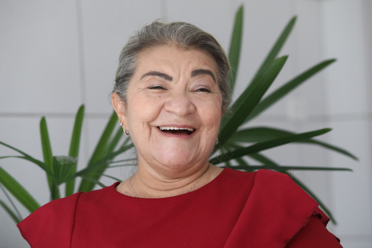 FORTALEZA-CE, BRASIL, 25.06.2025: Bolos juninos e dona Fátima para as páginas Azuis.  (Fotos: Fabio Lima)