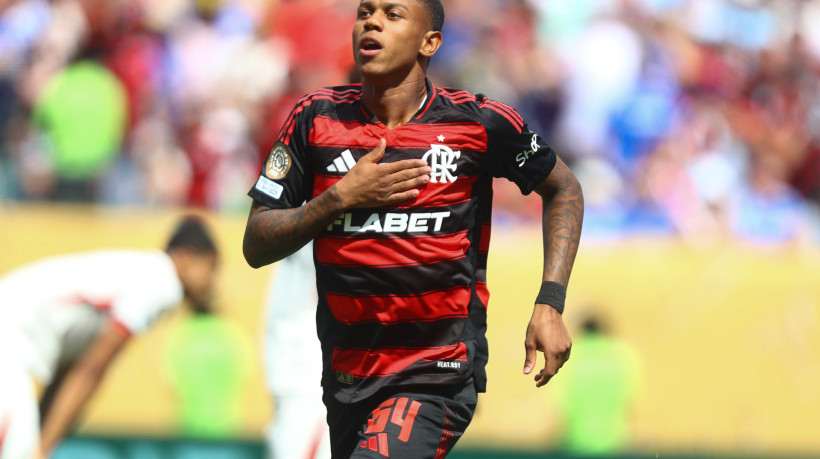 Somente neste mundial, somando-se os dois jogos, Wallace só precisou de 28 minutos em campo para marcar duas vezes