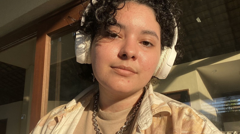 Eliot Lima, 22, é estudante de Psicologia e se identifica como assexual: 