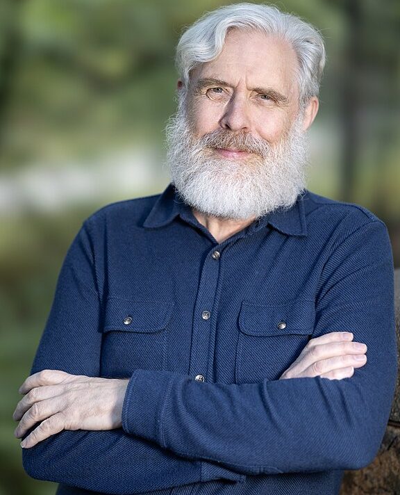 Entre 2013 e 2021, a iniciativa passou para a Colossal, que foi cofundada pelo geneticista de Harvard, George Church.