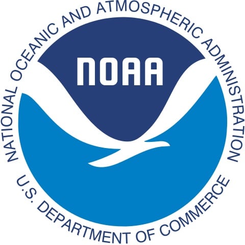 Nos EUA, a Administração Oceânica e Atmosférica Nacional (NOAA) e a Força Aérea são algumas das organizações que realizam essas missões.