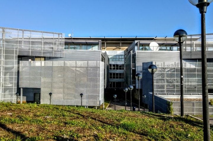 Segundo a análise, feita pela Universidade de Roma Tor Vergata, o líquido vermelho é sangue humano e tem origem natural.