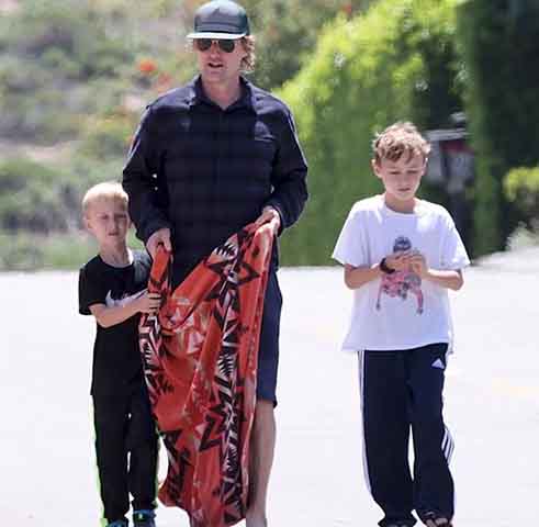 Owen Wilson é pai de três filhos: Robert Ford, fruto do relacionamento com Jade Duell; Finn, de romance com Caroline Lindqvist; e Lyla Aranya, do relacionamento com Varunie Vongsvirates. 

