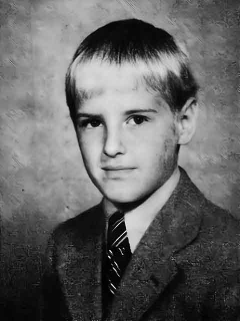 Nascido em 18/11/1968 em Dallas, no Texas, Owen Cunningham Wilson é conhecido por suas performances em comédias bem-sucedidas. 

