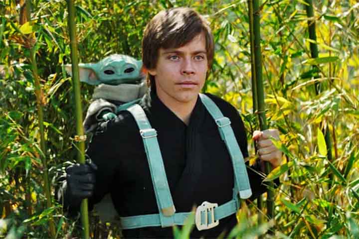 Já a segunda (2020) mergulhou mais fundo na mitologia de Star Wars, trazendo personagens consagrados como Boba Fett, Bo-Katan Kryze e Ahsoka Tano, além de culminar com uma das cenas mais emocionantes da franquia: a aparição de Luke Skywalker, em uma versão rejuvenescida digitalmente, vindo buscar Grogu para treiná-lo como Jedi.