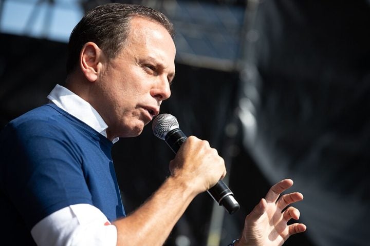 Durante sua gestão como prefeito, implementou programas como o Cidade Linda, que visava revitalizar espaços públicos, e a desestatização de alguns serviços.