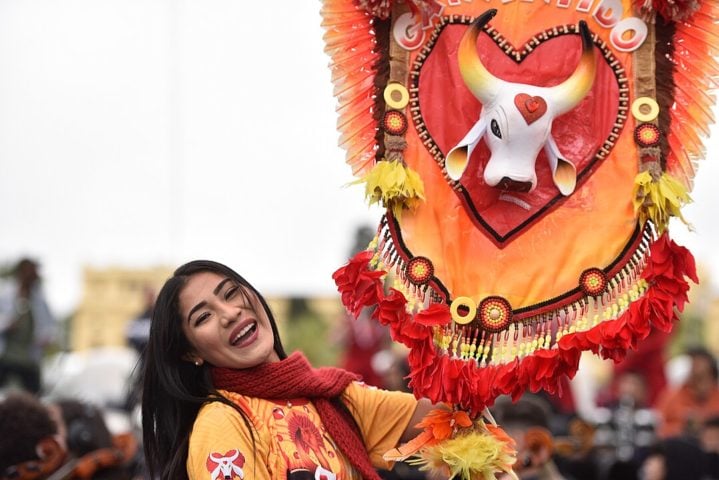 Parintins é um símbolo de preservação cultural e um exemplo de como a arte e a tradição podem conectar uma comunidade ao mundo.