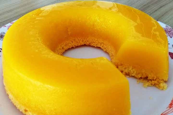 Tanto o quindim, quanto o quindão, tem o mesmo sabor acentuado de ovos e coco e a coloração amarelada. O que muda é justamente o tamanho do doce, que irá depender da forma. 