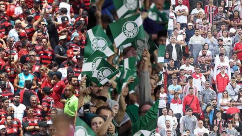 Levantamento da AtlasIntel confirma ponta rubro-negra, aponta crescimento tricolor e mudanças relevantes no ranking dos maiores clubes do país