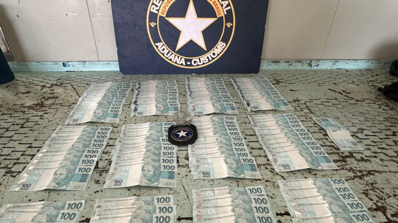 A Receita Federal apreendeu R$ 10.100 em cédulas falsas no Aeroporto de Fortaleza