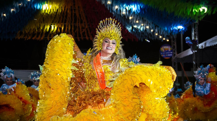 Além de bailarina, Mara também é coreógrafa e rainha da Quadrilha Junina Babaçu