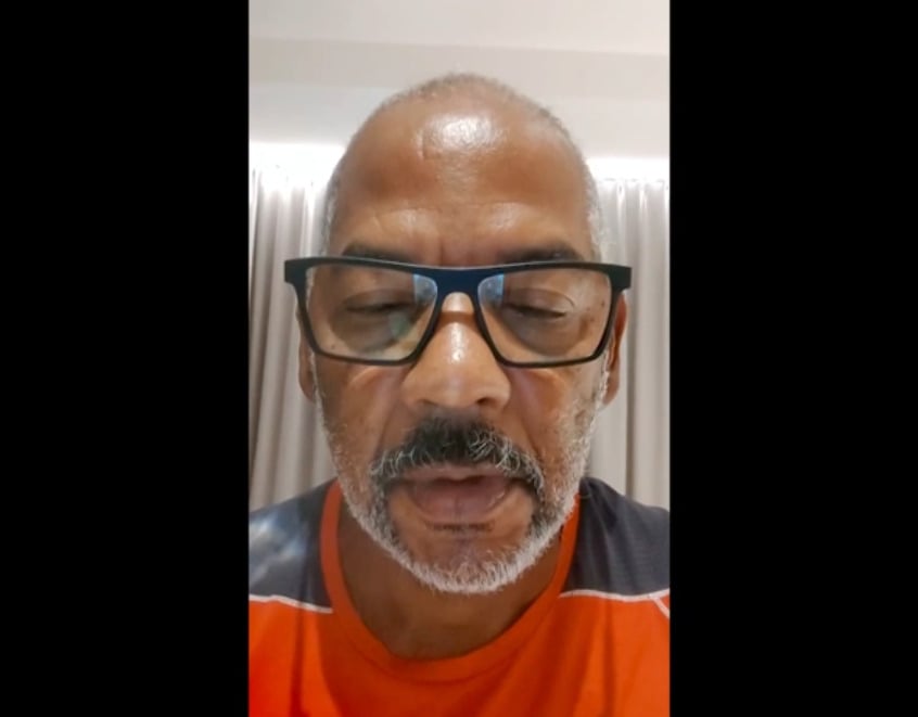 O pai de Juliana, Manoel Marins, viajou para a Ásia, para acompanhar o processo. Em 26/6, ele postou vídeo nas redes sociais sobre a dor da famíia, que aumenta a cada dia. E que tem chorado muito. 