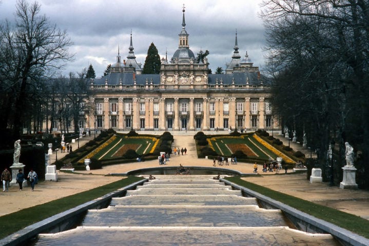 Palácio de La Granja de San Ildefonso (Segóvia, Espanha): Esse palácio espanhol do século 18 foi inspirado por Versalhes tanto em sua arquitetura quanto em seus jardins. 