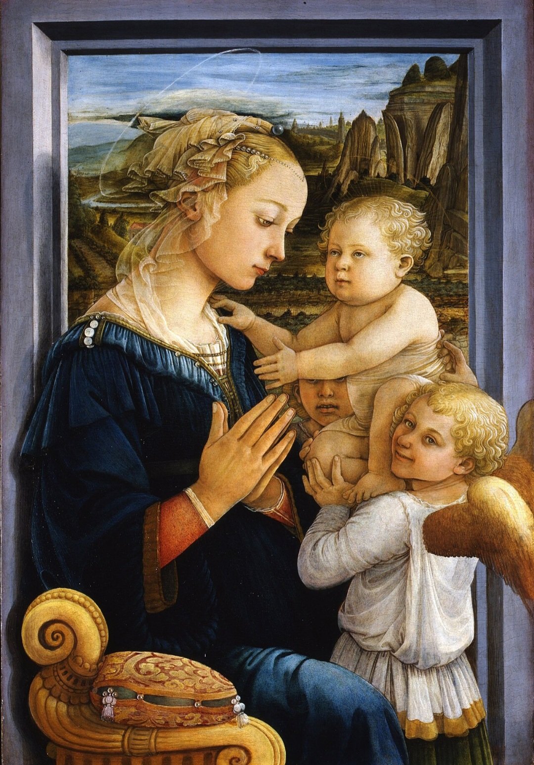 “A Madona com o Menino e Santos” , de Filippo Lippi, de cerca de 1445, no estilo renascentista, apresenta a Virgem com o Menino em um ambiente calmo. Destaca-se pela delicadeza das expressões e equilíbrio da composição.
