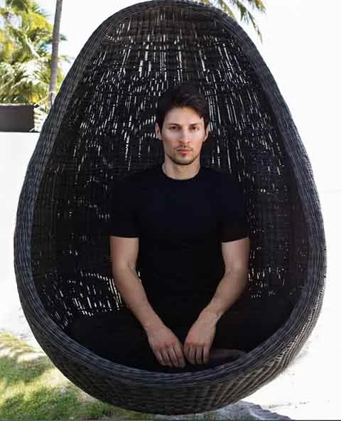 Ele negou as acusações e as chamou de totalmente absurdas.