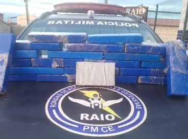 Material apreendido na ação policial em Lavras da Mangabeira neste sábado, 28 