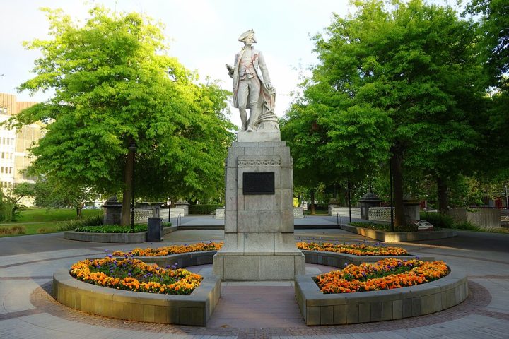 Em sua terceira viagem, Cook foi morto no Havaí, em 1779, após um conflito com os nativos.