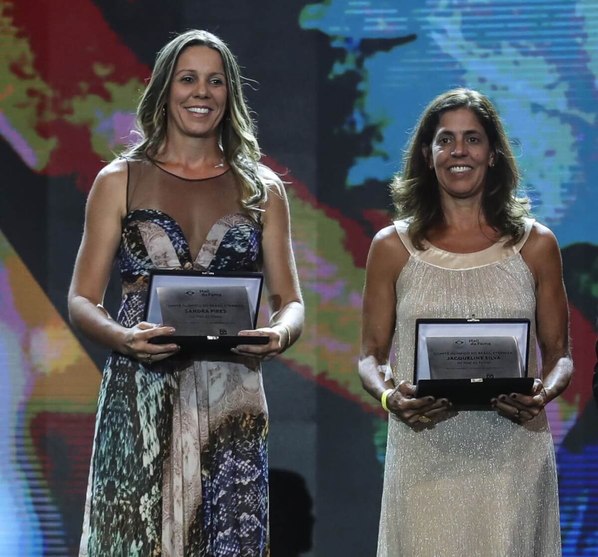 Vôlei de praia - Na primeira edição com a modalidade na programação, em Los Angeles-1996, a dupla brasileira Sandra e Jaqueline levou o ouro. 
