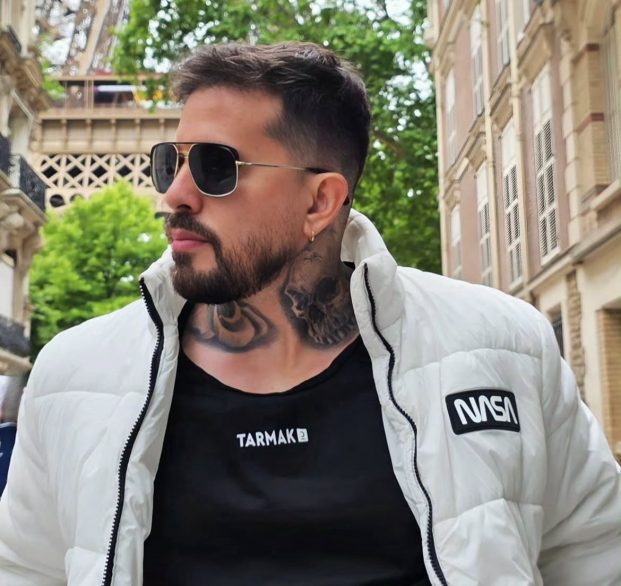 Sua postura, que despertou tanto admiração quanto controvérsia, revelou um fenômeno inesperado.