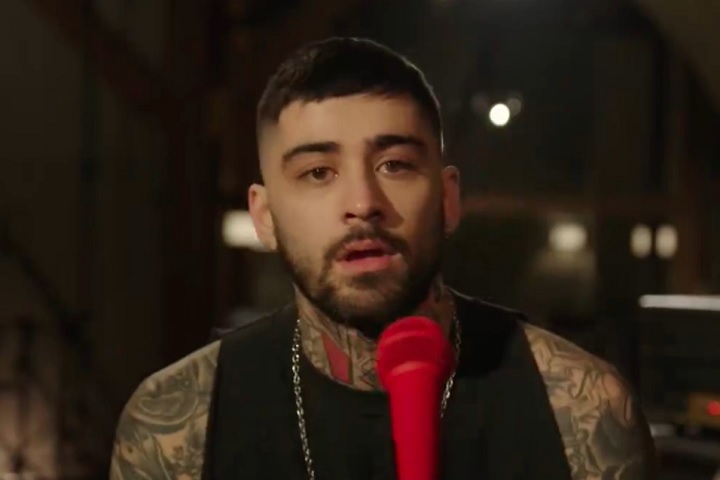 Pouco tempo depois, iniciou sua carreira solo, assumindo uma identidade musical mais voltada ao R&B e ao pop alternativo e se distanciando do som mais teen pop do One Direction.