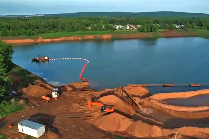 O Rio Indo é um dos mais importantes da Ásia, tanto historicamente quanto geograficamente. 