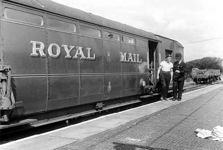 No dia 8 de agosto de 1963, um crime considerado 'quase perfeito'  impactou o Reino Unido pela ineditismo, meticulosidade e ousadia: o assalto ao trem pagador. 
