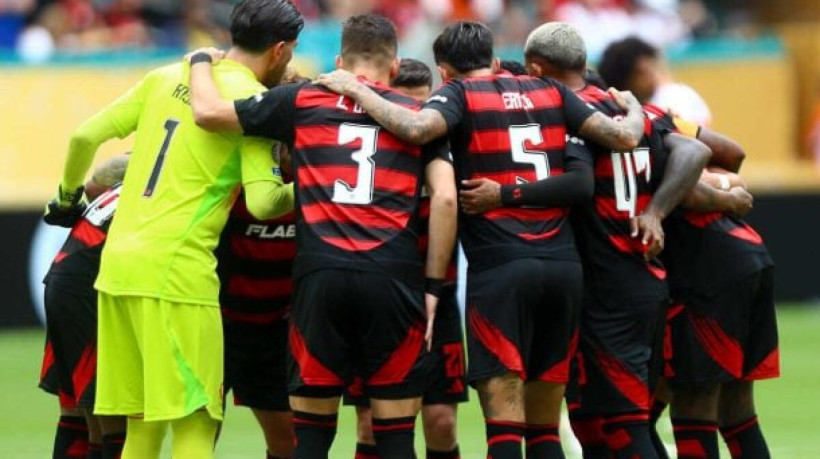 Técnico perde pela segunda vez por dois gols de diferença com o Flamengo, mas foi o primeiro revés sofrendo quatro gols. Foco agora é no BR