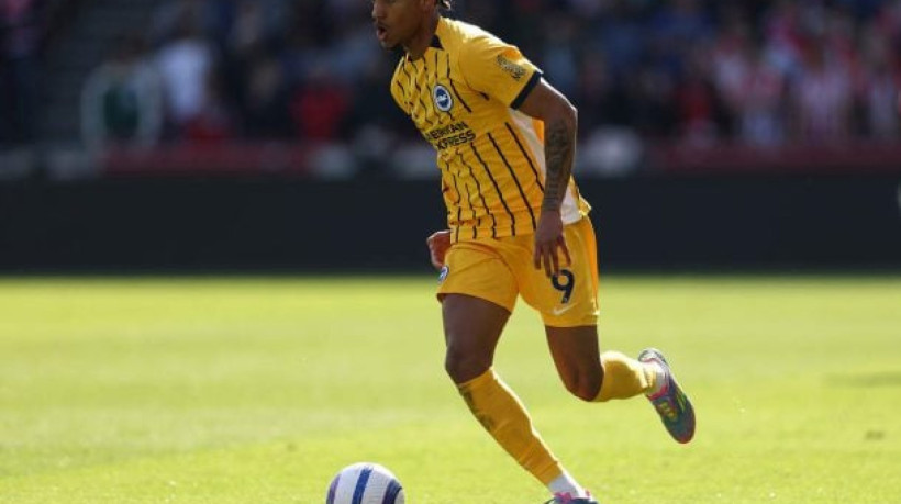 Janela da Fifa para inscrições de até dois reforços vai até 3 de julho; atacante brasileiro passará por exames médicos no começo da semana