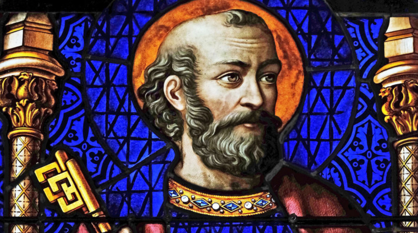 Acredita-se que Pedro tenha sido o primeiro bispo de Roma e, portanto, o primeiro papa (Imagem: Zvonimir Atletic | Shutterstock)