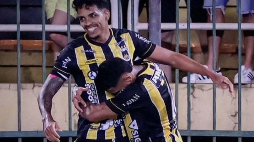 Gabriel Bahia, no 2º tempo, garante o 1 a 0 para o time do Rio de Janeiro, que escapa, ao menos provisoriamente, da zona de rebaixamento 