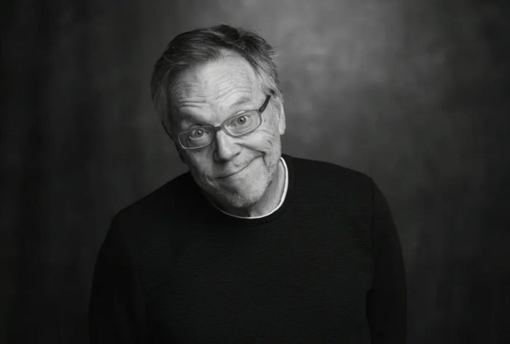 Fernando Meirelles é um dos diretores mais influentes do cinema brasileiro e internacional, conhecido por seu estilo visual inovador e por abordar temas sociais e políticos em suas obras. Conheça mais sobre ele!