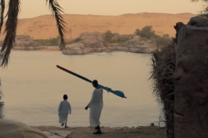 A religião e a cultura egípcias também eram profundamente influenciadas pelo Nilo, que era considerado sagrado e associado à fertilidade e à vida.