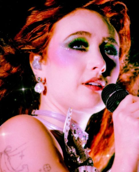 “Não estou reclamando do meu sucesso. Estou reclamando do abuso, esclareceu.