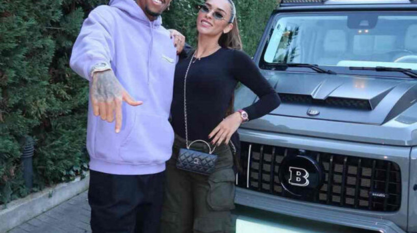 Casal já formalizou a união civil em maio de 2024, mas prepara um festão íntimo e luxuoso para curtir com familiares e amigos próximos, em SP