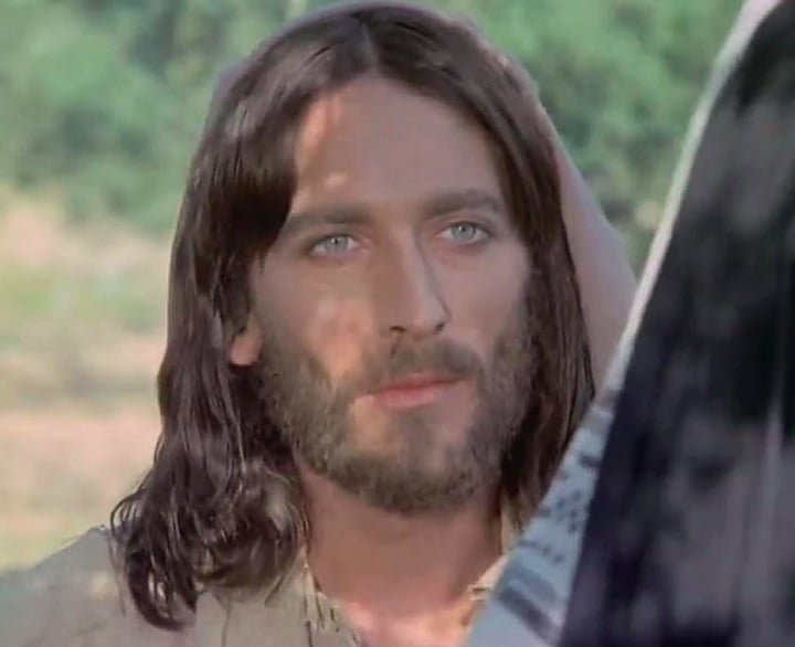 Jesus de Nazaré foi uma minissérie de seis horas de duração, considerada uma das mais fiéis e respeitosas representações da vida de Jesus na televisão.