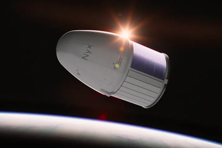 A missão incluía a homenagem a entes queridos, inclusive ao cão labrador de resgate Franz, cujas cinzas estavam a bordo.