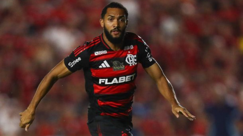 Atacante vê uma saída com bons olhos, mas representantes do jogador acreditam que a negociação com o Rubro-Negro não será fácil