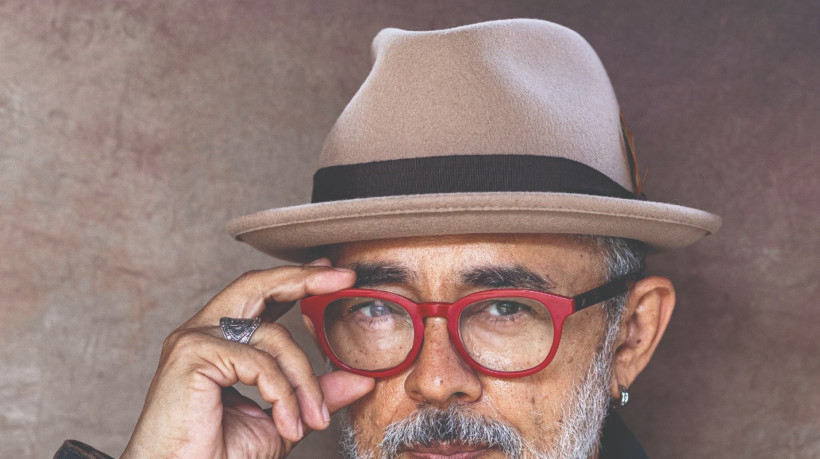 Carlus Campos começou a carreira em 1987 e é ilustrador do O POVO
