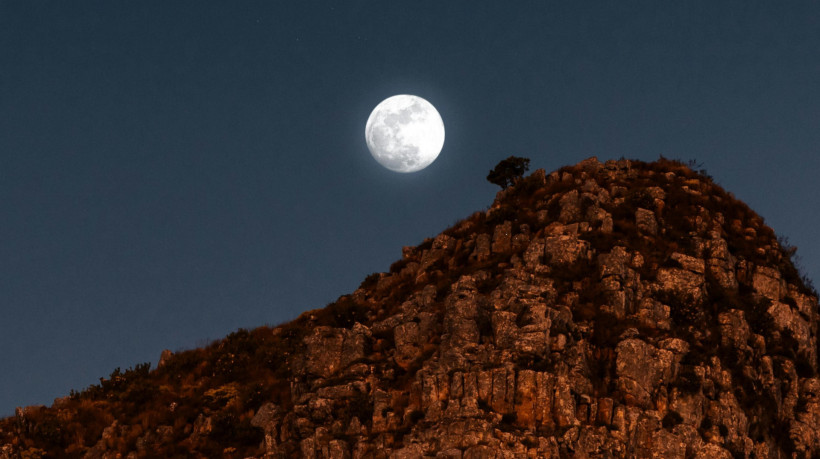 Veja qual fase da lua estamos neste sábado, dia 12 de julho de 2025; e confira calendário do mês