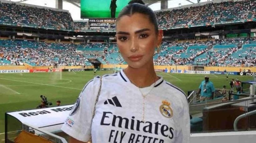 Modelo espanhola intensificou os rumores de um caso com o astro após deixar alguns sinais no ar em ida ao jogo do Real Madrid, no Mundial