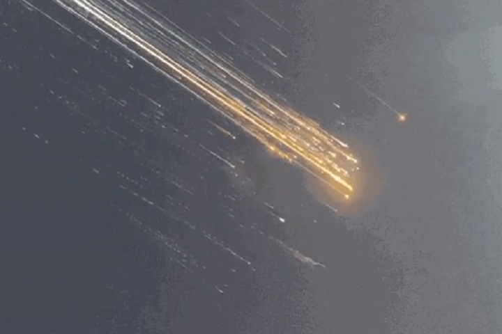 Em janeiro de 2025, uma falha no lançamento da Starship, que pertence à SpaceX, lançou uma chuva de destroços no ar dos Estados Unidos.